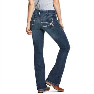 Mid Rise Arrow Fit Stretch Shayla Boot Cut Jean